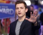 Tom Holland, le foto della sua presunta fidanzata su Instagram fanno impazzire le fan