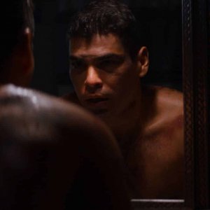 El Chicano: Raúl Castillo in una scena del film
