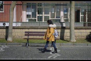 Rosa Pietra Stella - Clip - Scuola