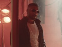 Jamie Foxx buon samaritano, recupera una borsa smarrita e rassicura i fan