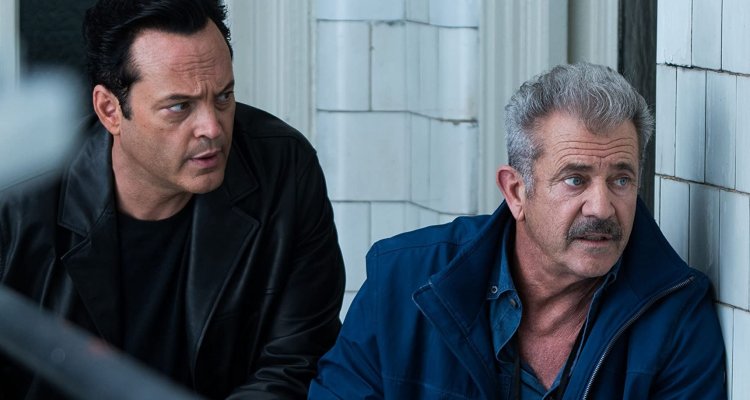 Dragged Across Concrete - Poliziotti Al Limite
