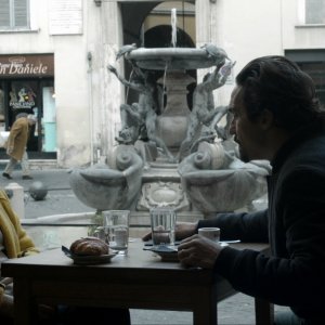Letto n. 6: Carolina Crescentini e Pier Giorgio Bellocchio in una scena del film