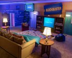 L'ultimo Blockbuster è su Airbnb per un pigiama party indimenticabile