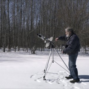 John e la musica per gli alieni: una scena con John Shepherd
