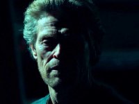 Inside, il trailer del film con protagonista Willem Dafoe