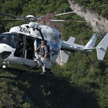 World’s Toughest Race - Eco-Challenge Fiji: in elicottero con Bear Grylls