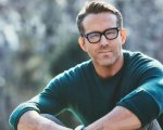 Ryan Reynolds ai giovani che ignorano il COVID: 'Spero non facciate fuori mia madre'