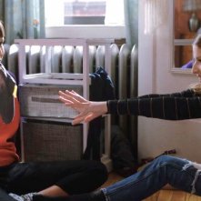 Love Life: Zoe Chao e Anna Kendrick in una scena