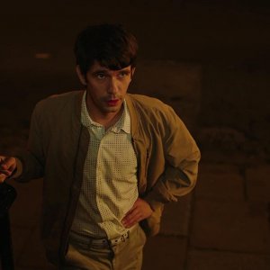 Little Joe: una scena del film con Ben Whishaw