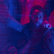 Tenet: John David Washington in una sequenza