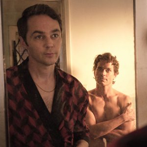 The Boys in the Band: Jim Parsons e Matt Bomer in una foto del film