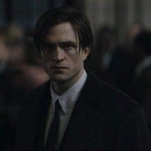 The Batman, Robert Pattinson è Bruce Wayne in una delle prime immagini del film