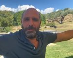 Checco Zalone, video messaggio al pubblico del Cinema America: 'Usate la mascherina'