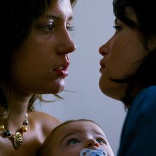 Quattro vite: Gemma Arterton, Adèle Exarchopoulos in una scena del film