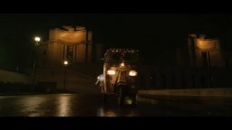 Una Sirena A Parigi -  Clip 'Il Sorprenditore'