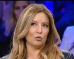 Selvaggia Lucarelli attacca i VIP positivi al Covid dopo la Sardegna: 'Tutto inquietante' (VIDEO)
