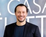 Stefano Accorsi annuncia la nascita del quarto figlio: 'Benvenuto Alberto'