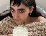 Armine Harutyunyan e la foto del saluto romano: la modella di Gucci fa chiarezza