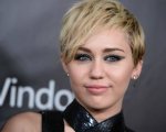 Miley Cyrus: 'Il mio divorzio è stato un fottuto schifo'