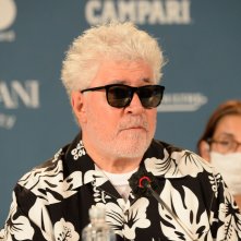 Venezia 2020: Pedro Almodovar in una foto della conferenza stampa di The Human Voice