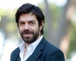 Pierfrancesco Favino imita l'accento veneto a Venezia 77 ed è bravissimo (VIDEO)