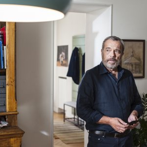 Nero a metà 2: Claudio Amendola in una scena