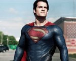 Henry Cavill e Superman in trend su Twitter: i fan vogliono il suo ritorno nel DCEU