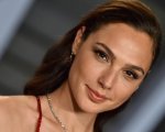 Gal Gadot posta il suo test contro il coronavirus mentre fa ritorno sul set di Red Notice