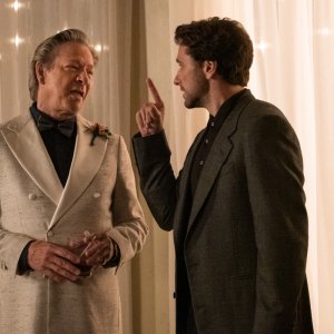 Un amico straordinario: Chris Cooper e Matthew Rhysuna scena del film