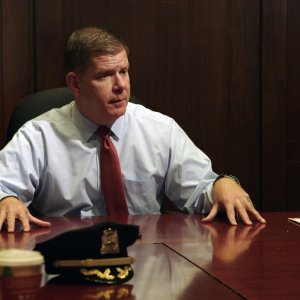 City Hall: una scena del film