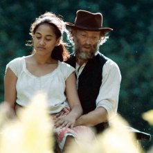 Gauguin: Vincent Cassel, Tuheï Adams in una scena