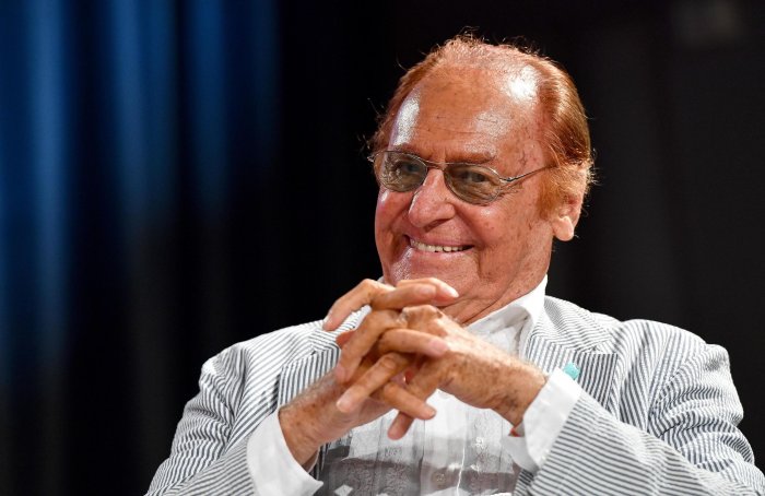 Renzo Arbore annuncia: “Ritrovate ottanta puntate di Alto Gradimento”