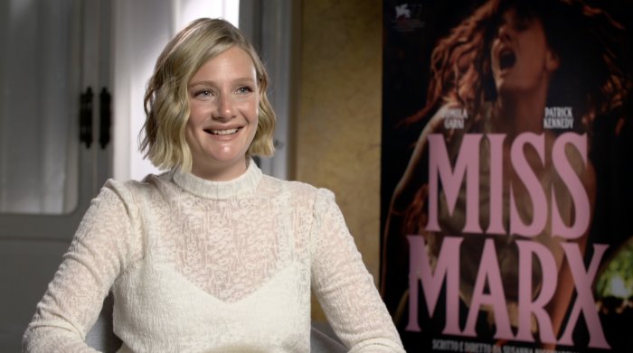 Romola Garai è Miss Marx: “Per le donne il senso dell’umorismo è un’arma contro il patriarcato”