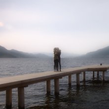 Endless: Nicholas Hamilton e Alexandra Shipp in una scena