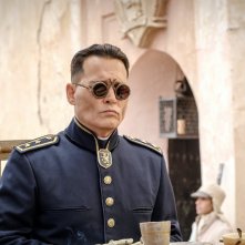 Waiting for the Barbarians: una scena con Johnny Depp