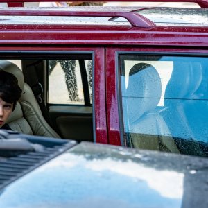 Il giorno sbagliato: Caren Pistorius durante una scena