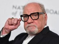 Paul Schrader cerca una 'guida spirituale per un trip acido' in sicurezza