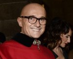 Grande Fratello Vip 5, Alfonso Signorini promette sviluppi clamorosi dopo le dichiarazioni di Adua Del Vesco