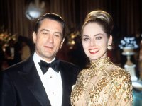 Sharon Stone: 'Robert De Niro è stato il mio miglior baciatore!' (VIDEO)