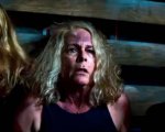 Halloween Kills: Jamie Lee Curtis e un secchio di sangue nel video dal set