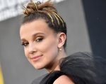 Stranger Things: Millie Bobby Brown ha rubato vestiti da un negozio finto sul set