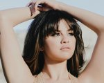 Selena Gomez svela la cicatrice del trapianto di rene in una foto su Instagram