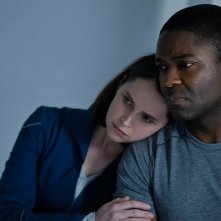 The Midnight Sky: una foto di Felicity Jones e David Oyelowo