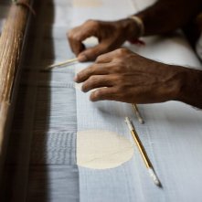 La ruota del Khadi - L'ordito e la trama dell'India: una scena del documentario