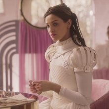 Paradise Hills: Awkwafina in una scena del film