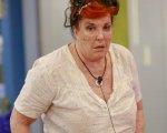 Patrizia De Blanck non è la nipote di Benito Mussolini: a Live Non è la D'Urso il documento
