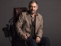 Doom Patrol 2, Timothy Dalton: 'Oggi piacciono gli eroi che sono meno super e più umani'