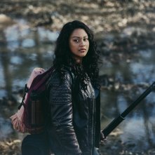 The Walking Dead - World Beyond: Aliyah Royale in una foto promozionale dello spin-off
