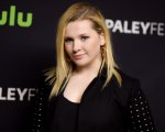 Abigail Breslin, Malin Akerman e Thomas Jane star della commedia horror Slayers