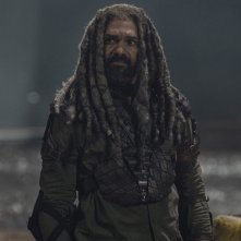 The Walking Dead 10: Ezekiel in una foto di scena
